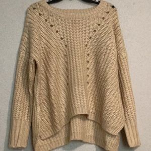 Beautiful beige sweater size S/M.